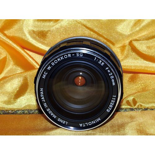 Minolta - Objectif 28 mm f/3.5 MD