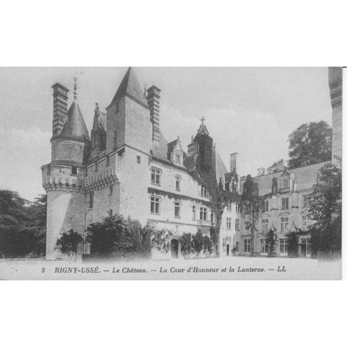 Rigny-Ussé - Le Château - La Cour D'honneur Et La Lanterne - Tbe - Réf 061 973