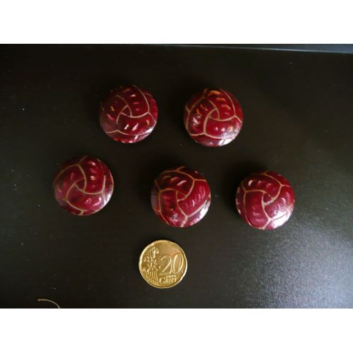 Boutons Bois Rouge Vernissé 2,7 Cm.