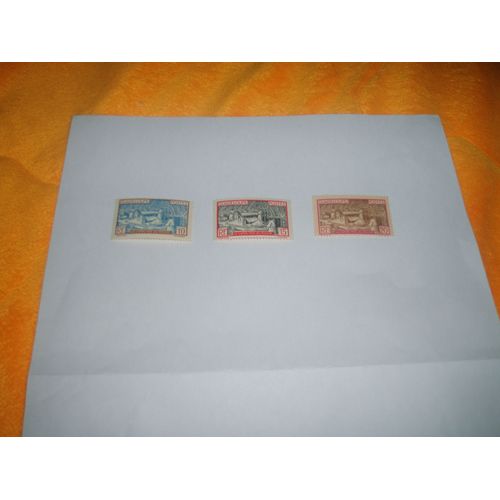 Lot De 3 Timbres Neufs Guadeloupe Serie La Mise Au Moulin 10c./15c./20c.