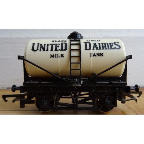 Wagon À Lait Miniature De Marque Anglaise United Dairies-Générique