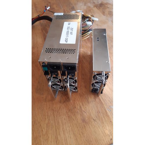 Alimentation Power supply Format ATX Hot Swap Alimentation Échangeable Sous Tension Hot Plug