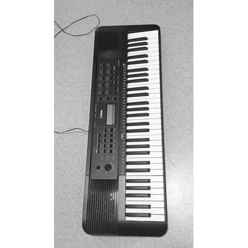 Clavier Piano Yamaha Psr-E273