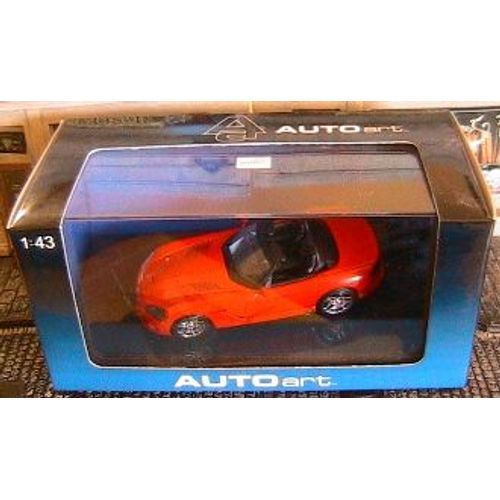 Dodge Viper Srt-10 2003 Red Roadster Autoart # 51701 1/43 Usa-Autoart