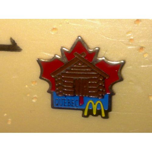 Pin's Macdonald Québec