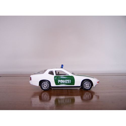 Porsche 924 Polizei Norev 1/43eme-Norev