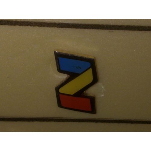 Pin's Z Ou N