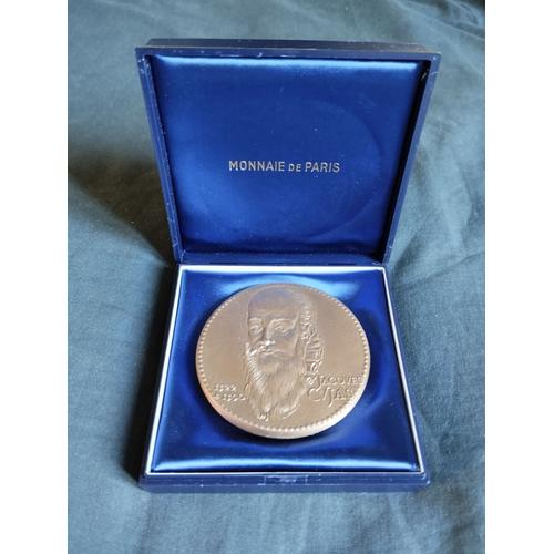 Médaille En Bronze Notariat Français (1975)