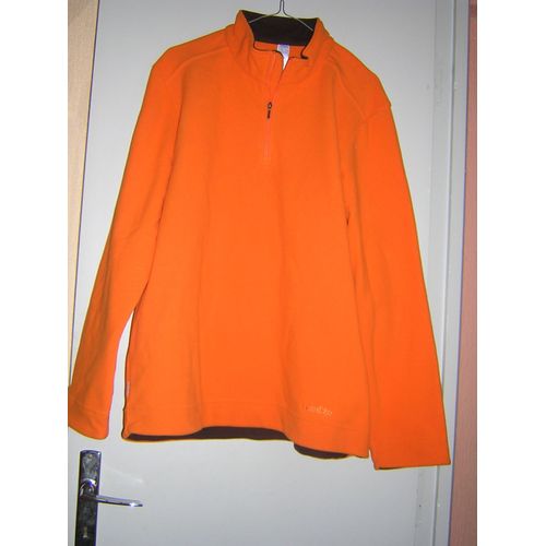 Sweat Décathlon L.100% Polyester.