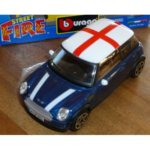 Mini Cooper 1/43 Ème-Bburago