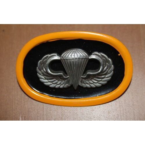 Insigne Du Brevet Parachutiste Sur Ovale Aluminium 327 Th En Métal De La 101eme Pir Airborne