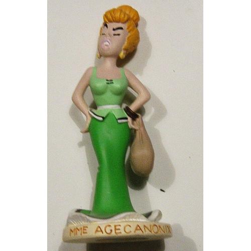 Figurine De La Collection Asterix: Mme Agecanonix