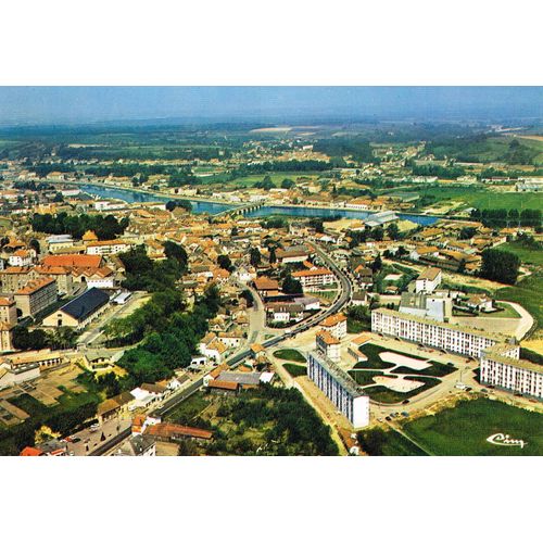Carte Postale, France, Haute Saône ( 70 ), Gray, Vue Aérienne
