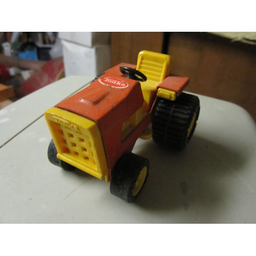Ancien Tracteur Orange Et Noir