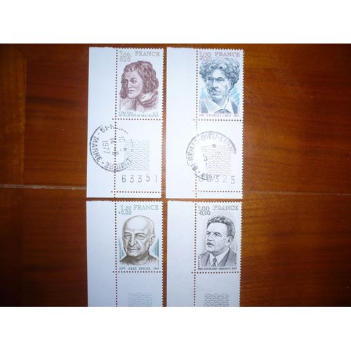 Timbres Neuf Personnages Celèbres Avec Surtaxe