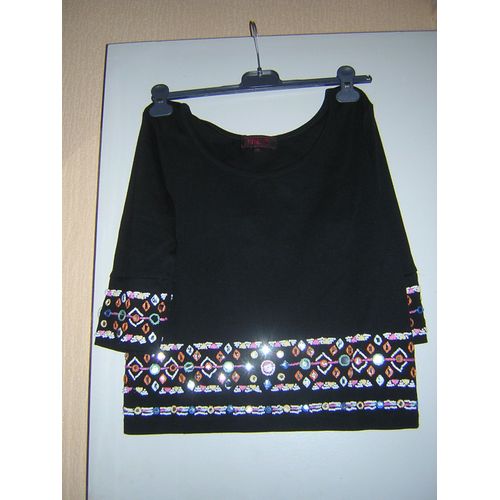 Pull Fuego M.65% Polyester 35% Coton.