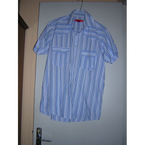 Chemise 3 G Taille M.55% Coton 45% Polyester.