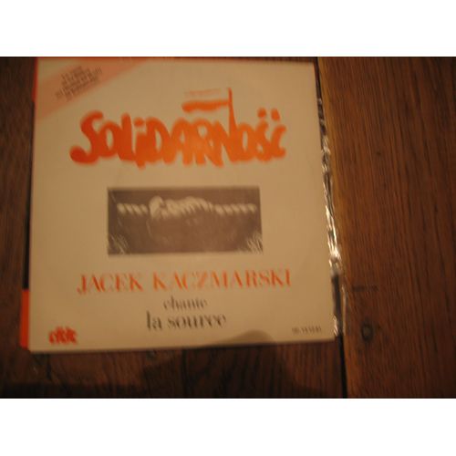 La  Source / Solidarnoisc //   L Aigle  Lours Et Les Corbeux