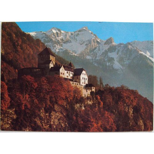 Liechtenstein..Fürstentum..Schloss Vaduz Mit Falknisgruppe 2566m.