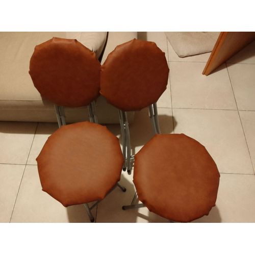 4 Tabourets Pliants, Assise Confort Rembourrée, En Simili Cuir Marron.