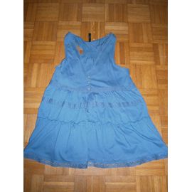 Haut Sans Manche Bleu Taille S Marque Naf Naf 3 Boutons Devant Dentelle