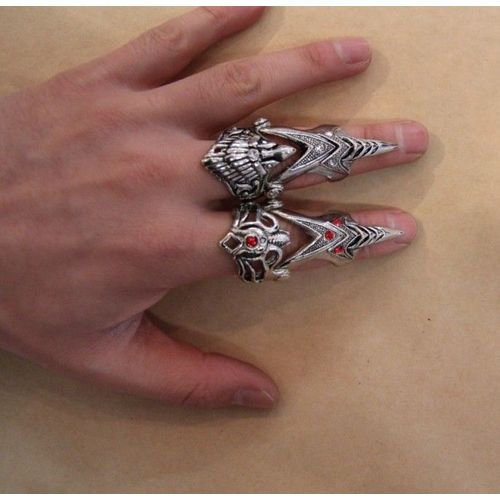 Lot De Bague Armure Matière Métal Couleur Argenté Gothique  (2 Pièces) Cosplay Déguisement