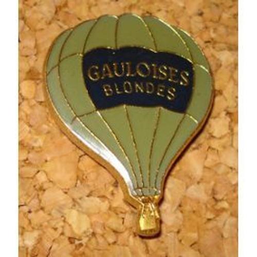 Pin's Gauloises Blondes Dirigeable