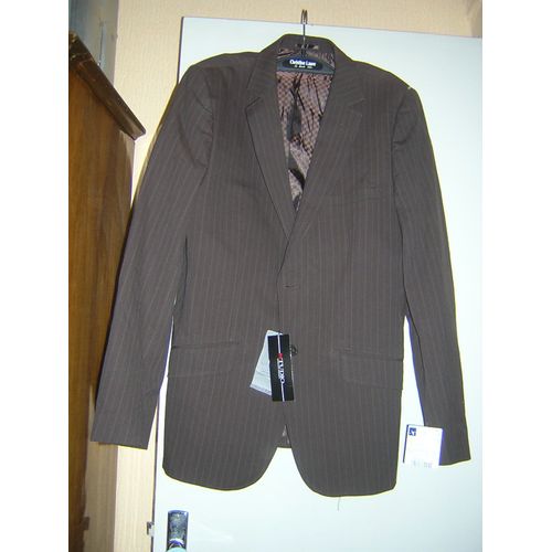 Veste Armand Thiery 52 Coton 94% Elasthanne 4% Polyester 2%.