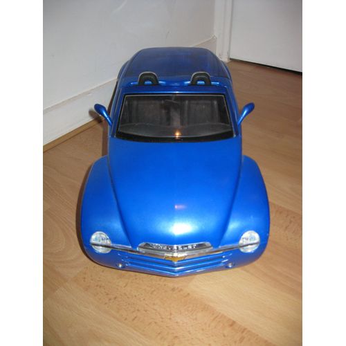 Voiture "Pick-Up" Barbie + Baladeur Cd