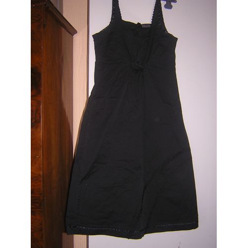 Robe Kiabi 34/36 Coton 98% Elasthanne 2%.