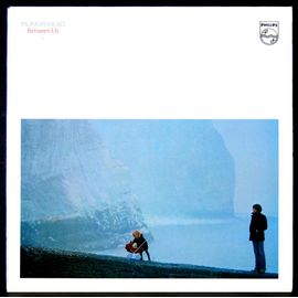 Philips  9101725  -  Between Us