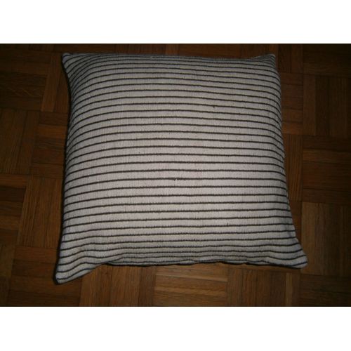 Coussin Beige Raye Marron Dimensions 37x39cm