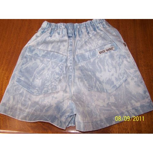 Short Autre