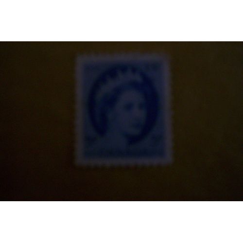 Timbre  Canada 5c  Non Oblitere Bleu