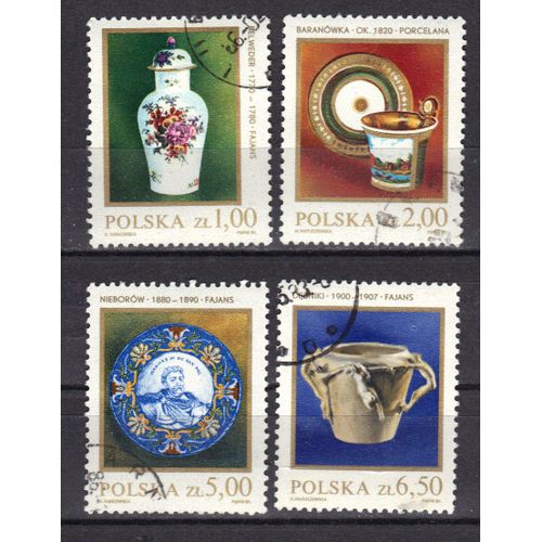Pologne 1981 : Porcelaines Et Faïences Polonaises - Série (1) De 4 Timbres Oblitérés