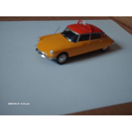 Citroen  Ds  21  Taxi  Jaune / Toit Orange //  Altaya-Altaya