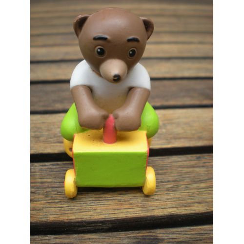 Figurine Petit Ours Brun Sur Trotteur