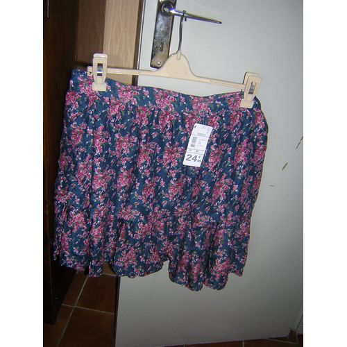 Jupe Kiabi Woman Taille 44 Viscose 100%.