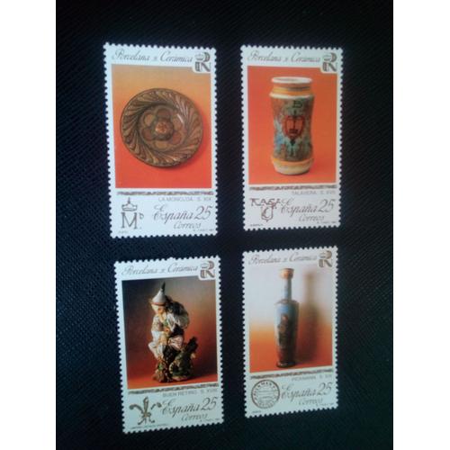 Timbre Espagne Y T 2727 A 2730 Série : Patrimoine National. Porcelaine Et Céramique 1991 ( 050308 )