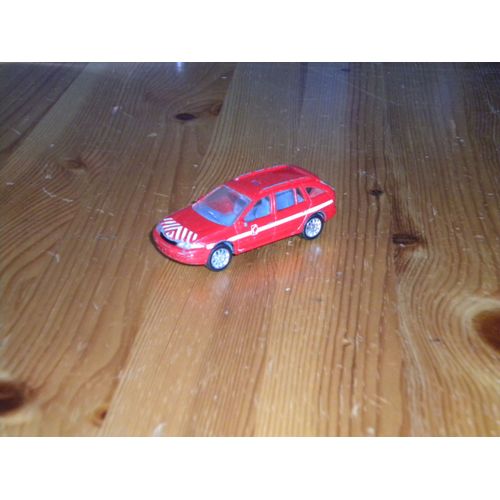 Renault Laguna - Norev 1/60ème