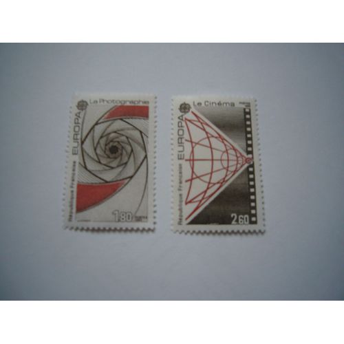 Timbres Photographie Et Cinema - 2270 Et 2271