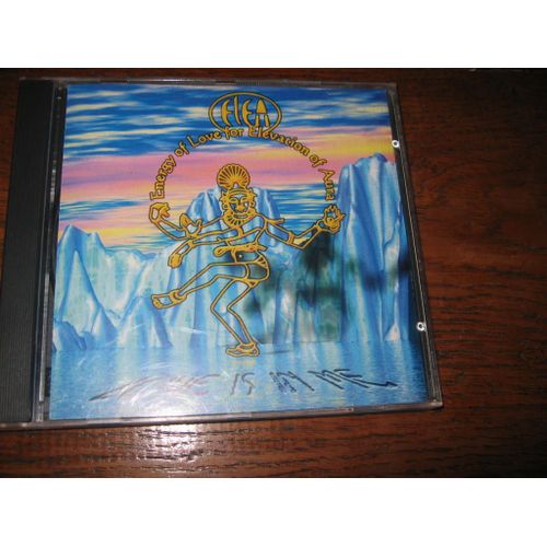 Cd Elea  ( E L E A  / Love  Is In Me  /Sacred   ( Part One  Two/ Dreamin / Fly Away/  Mahatma..