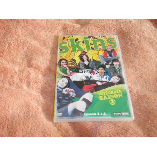 Skins  Saison 2 Episodes 1 A 4