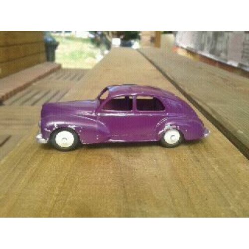 Meccano Peugeot 203-Dinky Toys