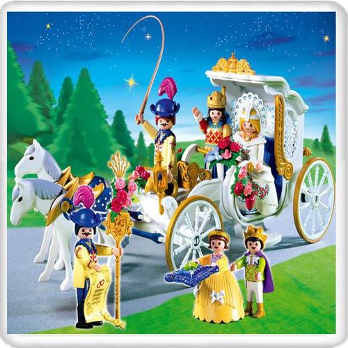 blue princesses cushion featuring ruby royal carriage 4258 h383 Playmobil 