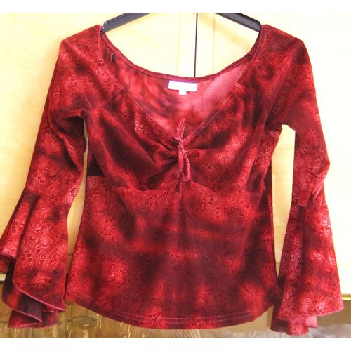 Top Manches Rouge Taille 40 Aspect Velours Ici Et Maintenant