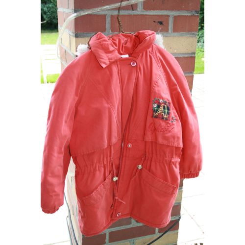 Manteau Avec Capuche Bordée De Fourrure