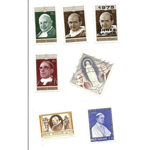 Les  Papes 7 Timbres Différents De 3 Pays Rwanda  Vatican Et Monaco
