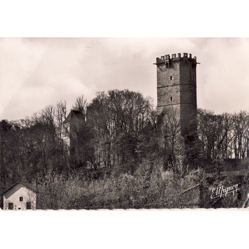 Montbard, La Tour De L'aubespin Et La Tour St Louis