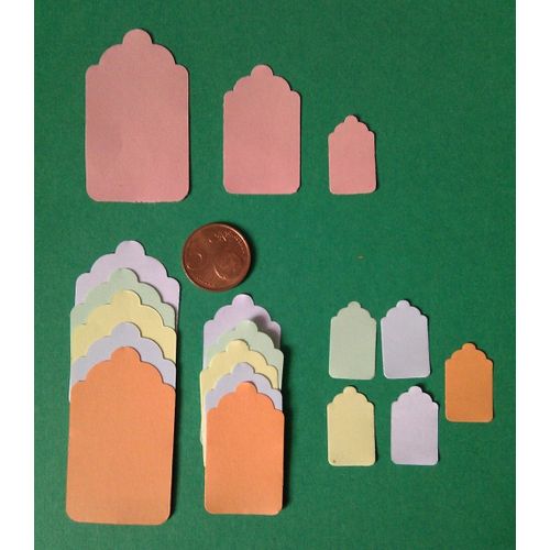 Lot De 18 Tags/Etiquettes De 3 Tailles Différentes